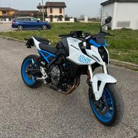 Suzuki GSX-8S