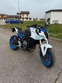 Suzuki GSX-8S
