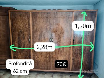 armadio grande in legno