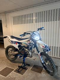 HUSQVARNA TE 300