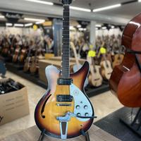 YAMAHA SA-15C SUNBURST + CUSTODIA