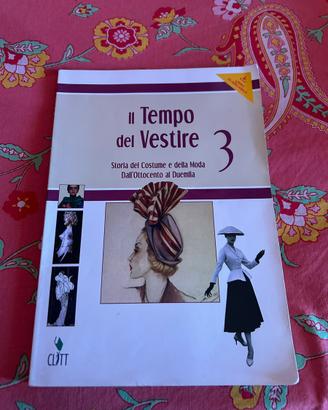 Libri scuola della moda