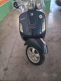 Vespa 300GTS