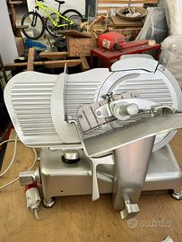 Omas PEG350G affettatrice professionale 380w