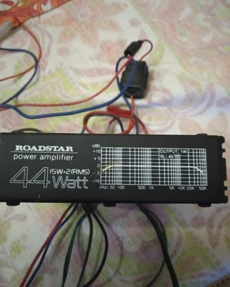 amplificatore radio per auto 