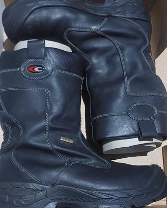 Stivali  gore tex  n 43 -  43 ,5