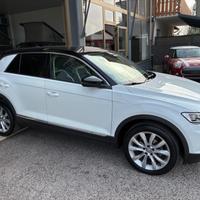 Volkswagen T-Roc 1.6 TDI Style - Fari LED