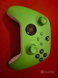 Controller Xbox Electric Volt + Batteria