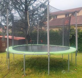 Trampolino da giardino 