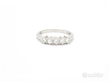 Anello riviere oro bianco Ct 0,51