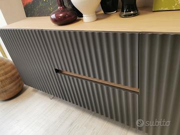 Madia in legno di altissima qualità e design