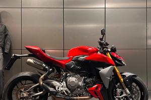 Ducati Streetfighter V2 v2S