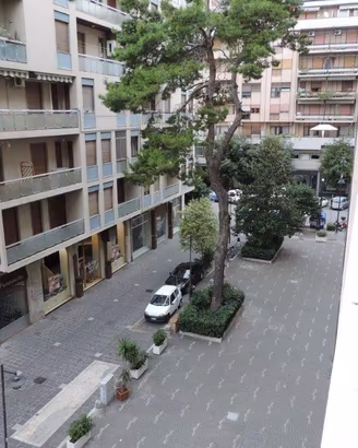 Pescara centro a 100 mt dal mare e piazza salotto