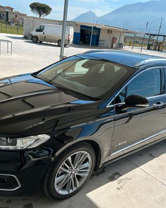 Ford mondeo vignale hybrid