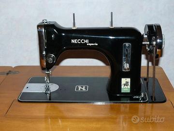 MACCHINA PER CUCIRE