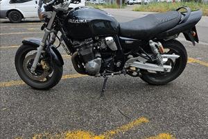 SUZUKI GSX 1200
