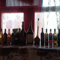 Bottiglie Vino Collezione Stock