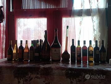 Bottiglie Vino Collezione Stock