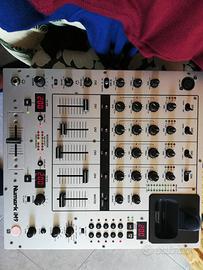 Mixer Numark iM9 con effetti