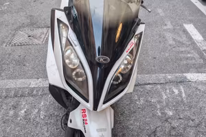 Kymco Downtown 300i 2010