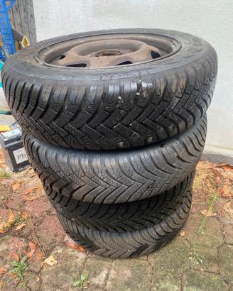 gomme quattro 4 stagioni con 155/70R13