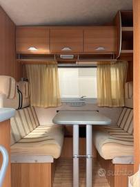 Camper mansardato 6 posti
