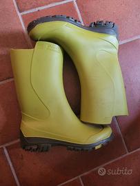 stivaletto antipioggia
