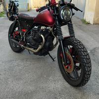 Moto Guzzi v35 (Cafe racer)