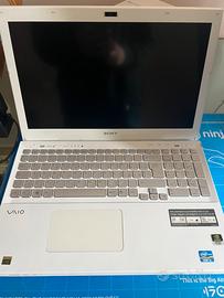 Sony Vaio i5 3210M 8GB ram 500gb HDD 8gb ddr3 ram