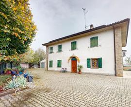 CASA INDIPENDENTE CON GIARDINO