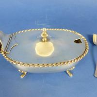 Vecchia salsiera in argento 800