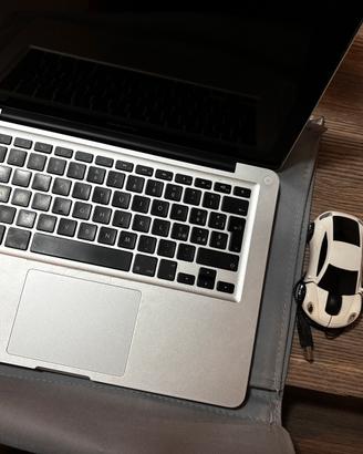 Macbook apple