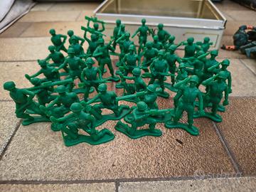 Lotto 37 Soldatini Disney Pixar toys thinkway