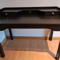 Scrivania Gustav Ikea nera