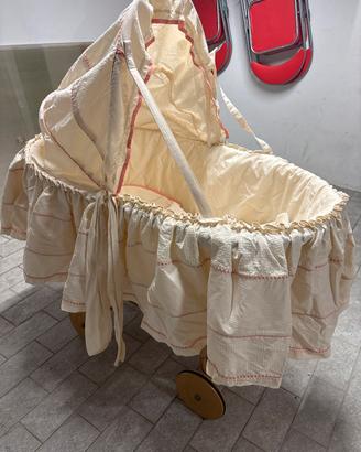 Culla in vimini per neonati