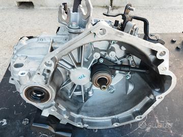 Cambio manuale 5 marce Hyundai i10 cc.1.0 benzina