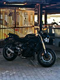 Triumph street triple 675