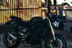 Triumph street triple 675