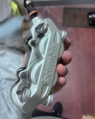 pinza radiale brembo