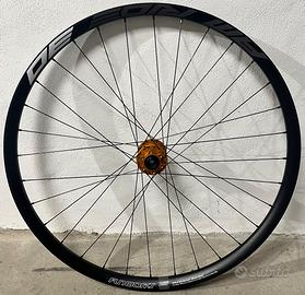 Coppia Ruote MTB custom nuove con mozzi Hope Pro4