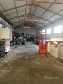  capannone magazzino custodito