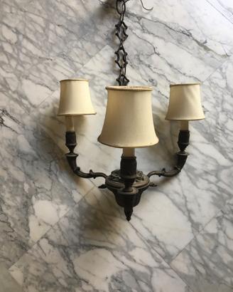 Lampadario in ferro battuto