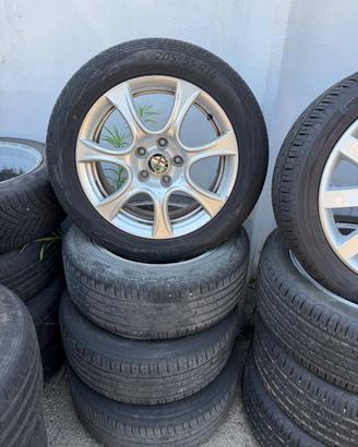 Cerchi Alfa Romeo Giulietta + 205/55R16