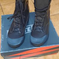 Anfibi da lavoro MonteBove taglia 42