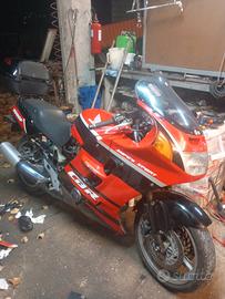Honda cbr 1000 f