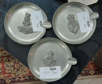 Posaceneri in peltro - stemmi militari britannici