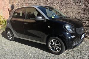 SMART FOUR FOUR