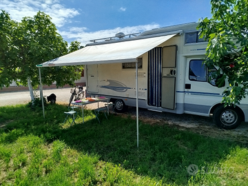 Condivido Adria Coral 630 DK 6 posti