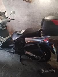 Piaggio Beverly 400