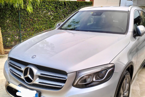 Mercedes  GLC  250 D. 4 Matic